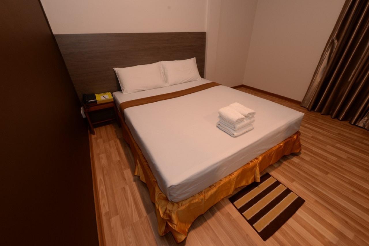 Min Nandar Garden Hotel Thanlyin Εξωτερικό φωτογραφία